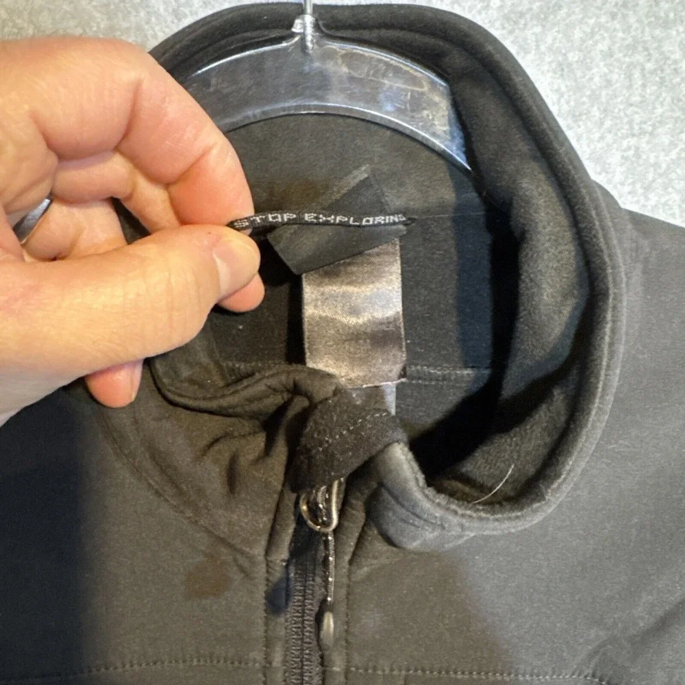 The North Face Black‎ Softshell Jacket Mens Size Medium
